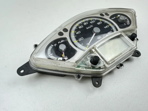 Pièce détachée piece moto d'origine contrôlée et testée - En stock chez Dratom Parts