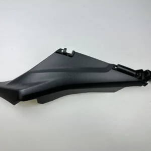 CACHE LATÉRALE DROIT YAMAHA X-MAX 125 2018-2019