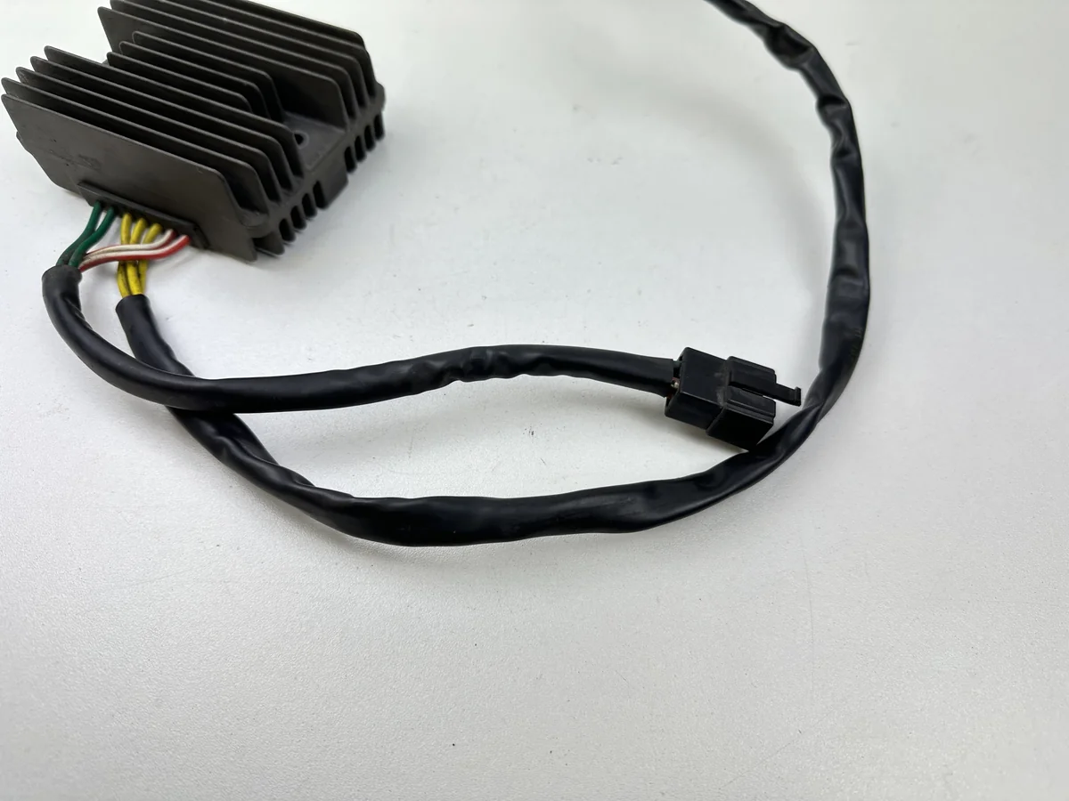 Dratom Parts piece moto 76 20250102 153514 Pièce détachée piece moto d'origine contrôlée et testée - En stock chez Dratom Parts