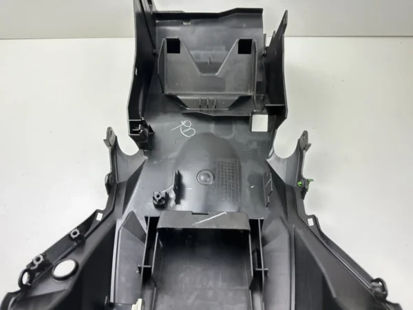Composant piece moto d'occasion certifié en excellent état - Vendeur professionnel Dratom Parts