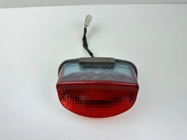 FEU ARRIERE SUZUKI 500 GSE 2001-2007