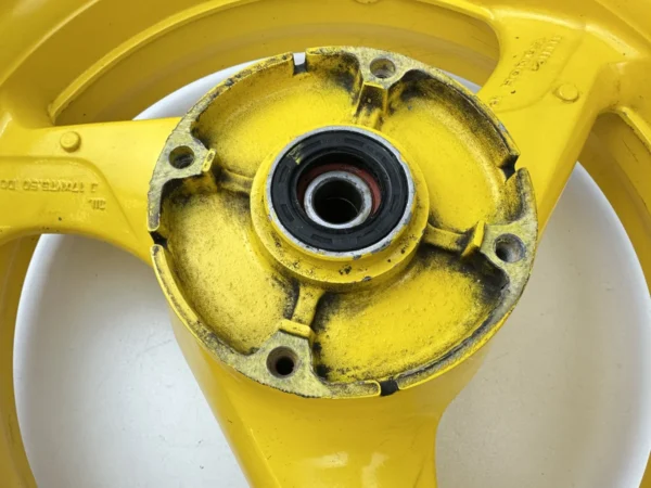 Pièce piece moto d'occasion authentique et vérifiée - Qualité garantie par Dratom Parts