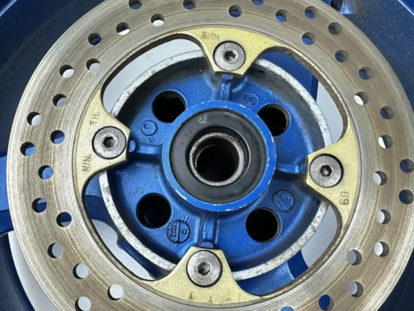 Pièce piece moto d'occasion authentique et vérifiée - Qualité garantie par Dratom Parts