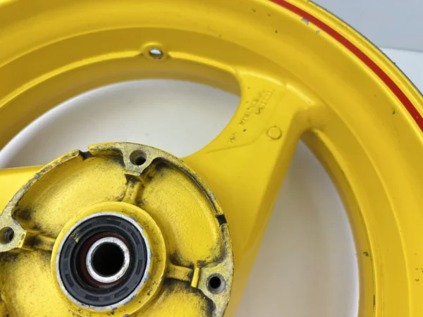 Composant piece moto d'occasion certifié en excellent état - Vendeur professionnel Dratom Parts