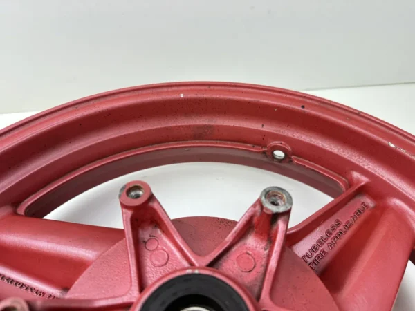 Composant piece moto d'occasion certifié en excellent état - Vendeur professionnel Dratom Parts