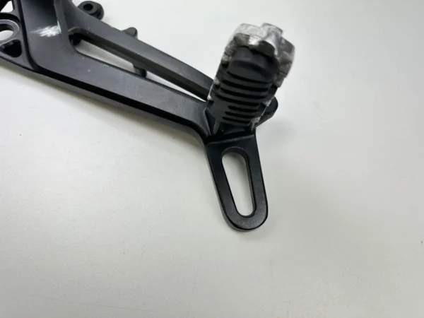 Pièce détachée piece moto d'origine contrôlée et testée - En stock chez Dratom Parts