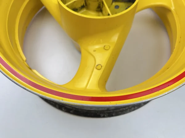 Pièce piece moto d'occasion authentique et vérifiée - Qualité garantie par Dratom Parts