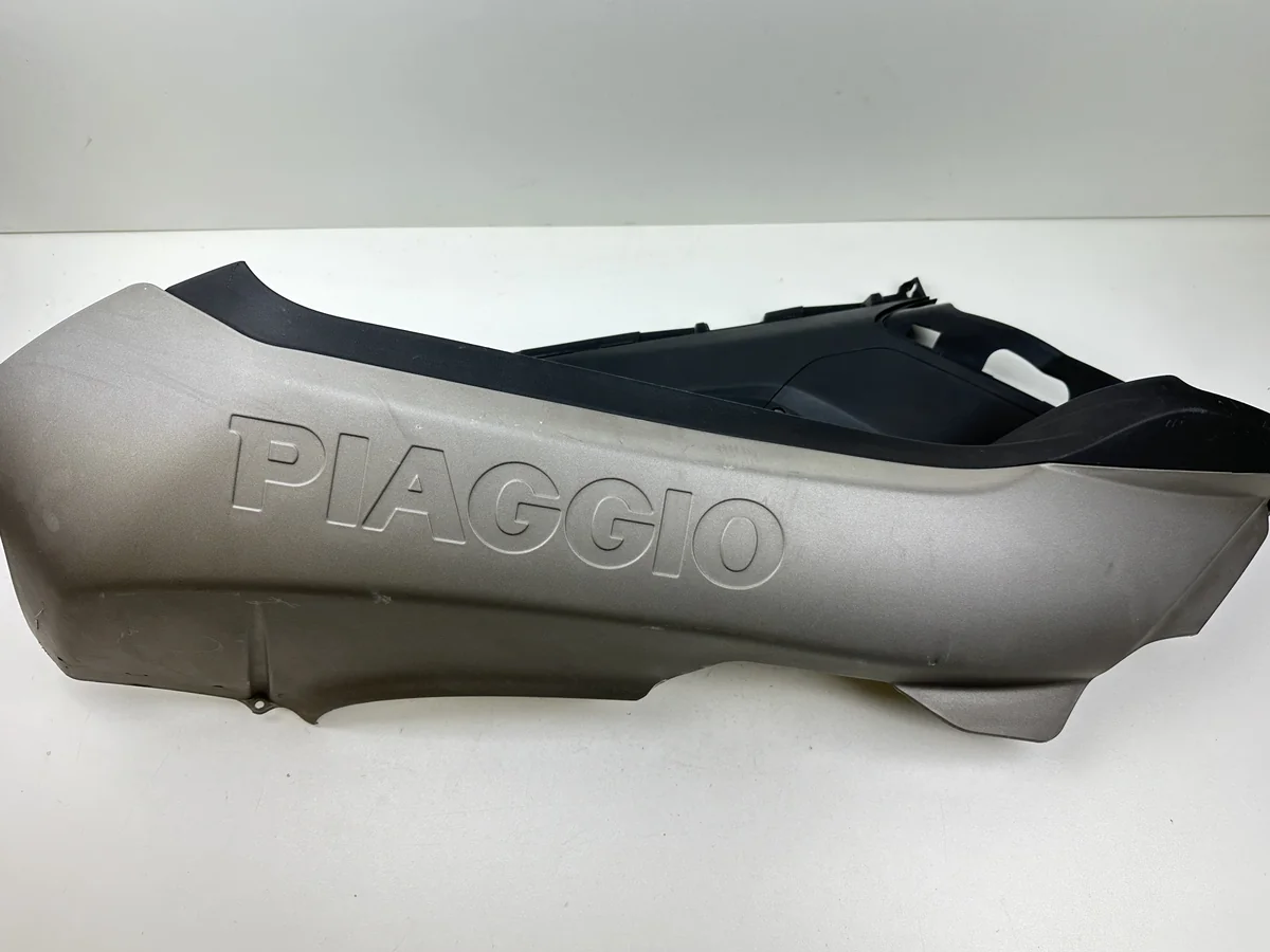 Dratom Parts piece moto 15 35 REPOSE PIED GAUCHE PIAGGIO X7 125 2008-2010