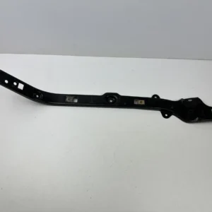 RENFORT REPOSE PIED GAUCHE PIAGGIO X8 250 IE 2005-2008