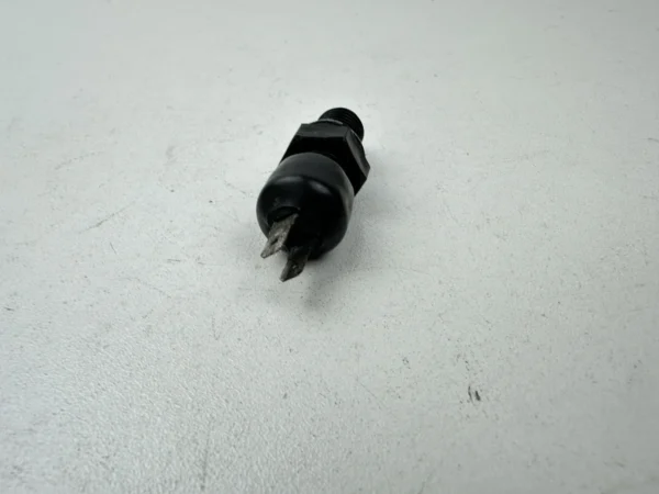 Pièce détachée piece moto d'origine contrôlée et testée - En stock chez Dratom Parts