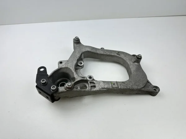 Pièce détachée piece moto d'origine contrôlée et testée - En stock chez Dratom Parts
