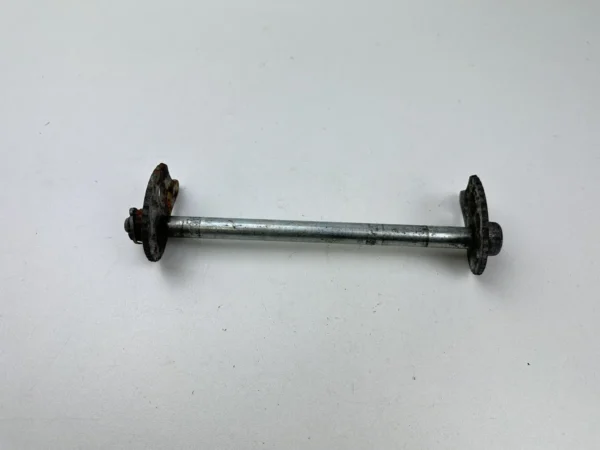 AXE ROUE ARRIERE YAMAHA SR 125 1992-1995