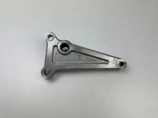 PLATINE REPOSE PIED DROITE HONDA CM 125 1988-1995