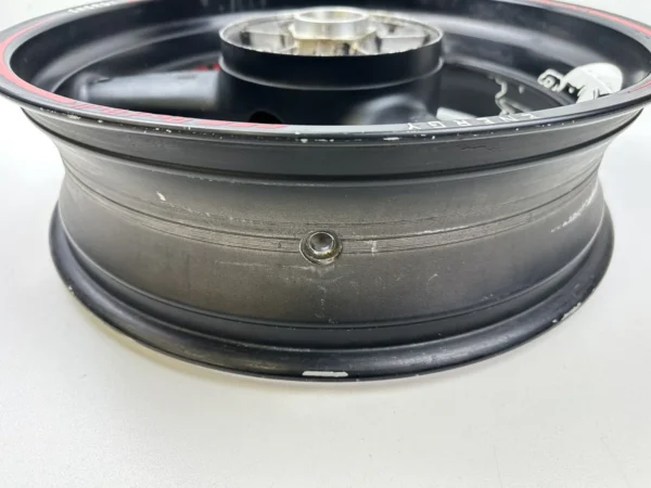 Composant piece moto d'occasion certifié en excellent état - Vendeur professionnel Dratom Parts