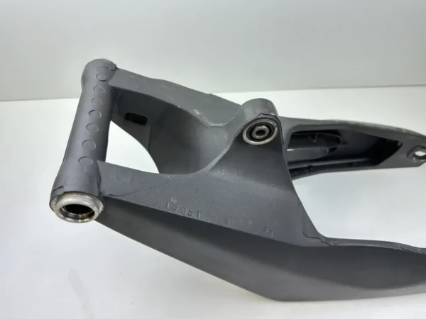 Pièce piece moto d'occasion authentique et vérifiée - Qualité garantie par Dratom Parts