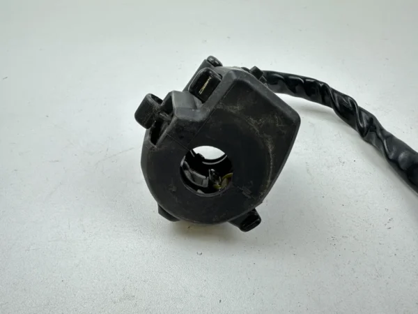 Pièce piece moto d'occasion authentique et vérifiée - Qualité garantie par Dratom Parts