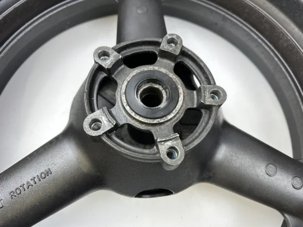 Composant piece moto d'occasion certifié en excellent état - Vendeur professionnel Dratom Parts