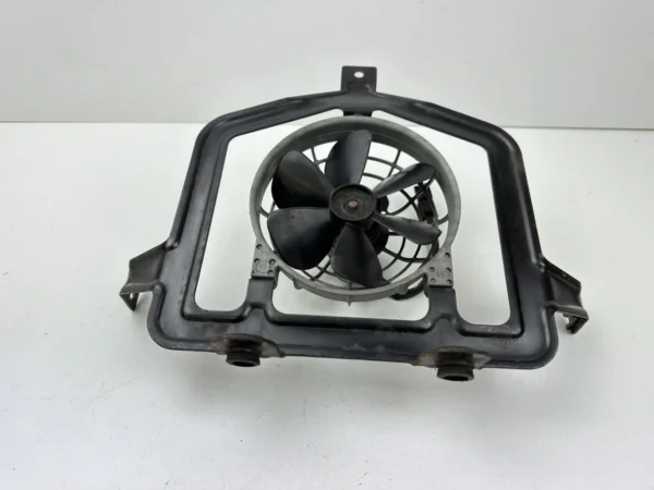 Composant piece moto d'occasion certifié en excellent état - Vendeur professionnel Dratom Parts