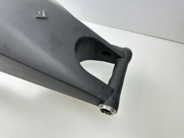 Composant piece moto d'occasion certifié en excellent état - Vendeur professionnel Dratom Parts