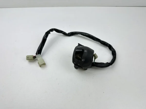 COMMODO GAUCHE YAMAHA X-MAX 125 2010-2014