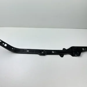 CHASSIS REPOSE PIED DROIT PIAGGIO X8 250 IE 2005-2008