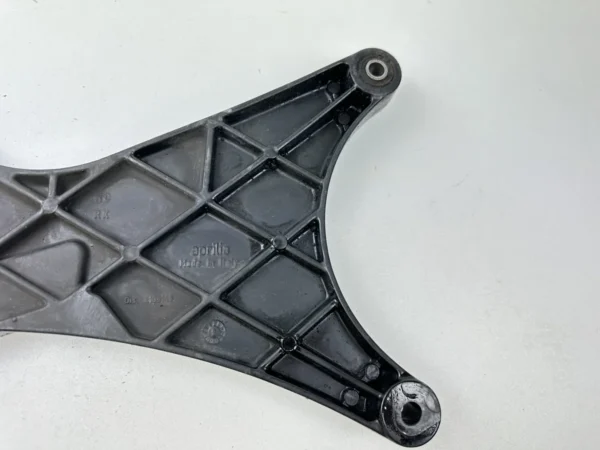 Composant piece moto d'occasion certifié en excellent état - Vendeur professionnel Dratom Parts