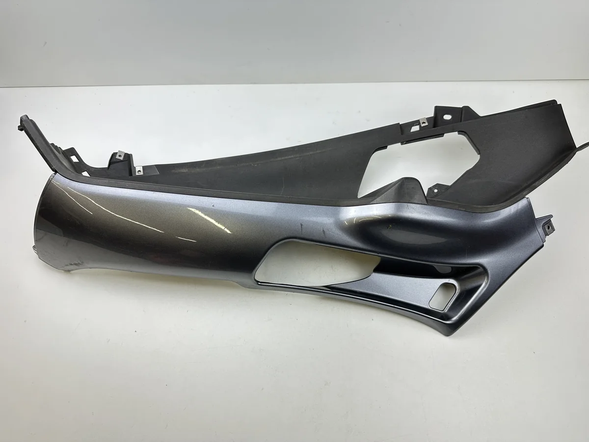 Dratom Parts piece moto 63 23 REPOSE PIED GAUCHE PIAGGIO X8 250 IE 2005-2008