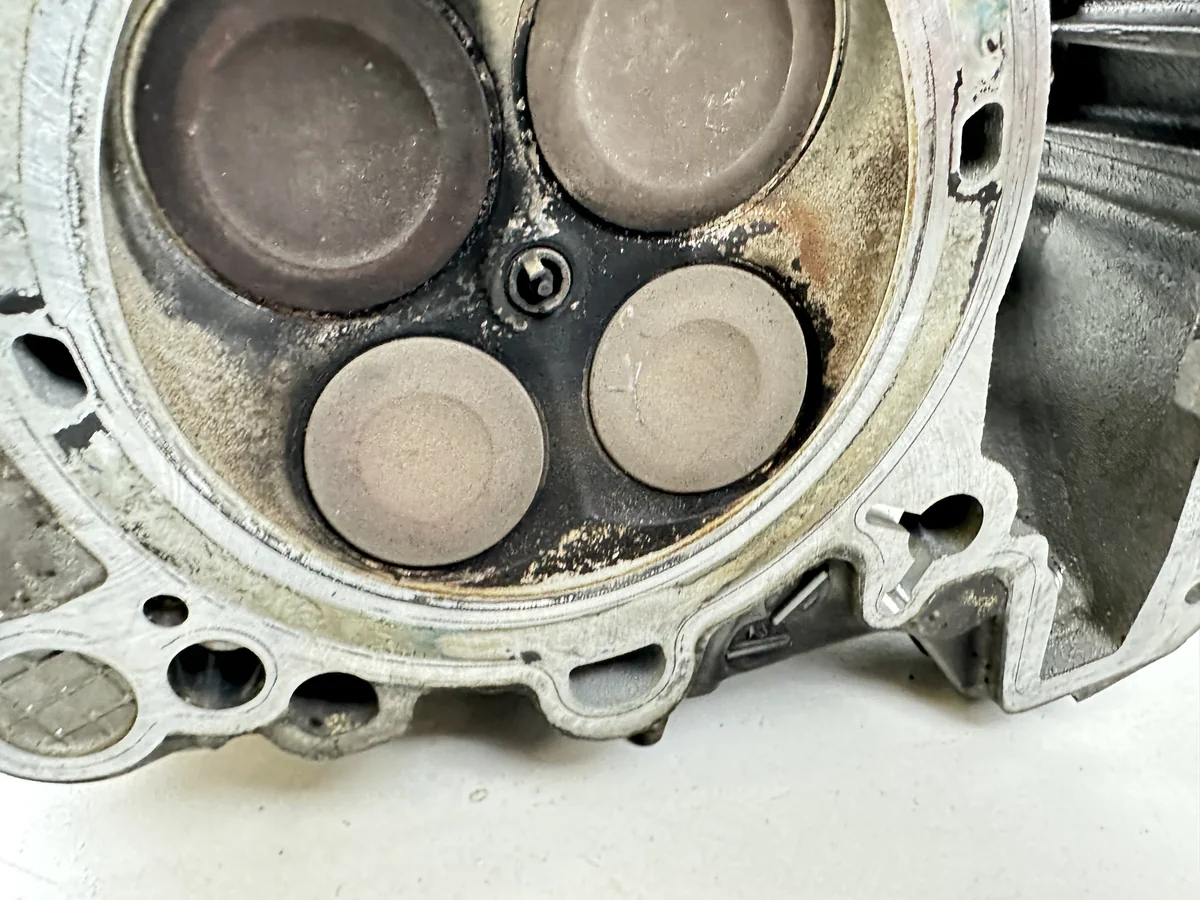 Dratom Parts piece moto 01 72 Pièce piece moto d'occasion authentique et vérifiée - Qualité garantie par Dratom Parts