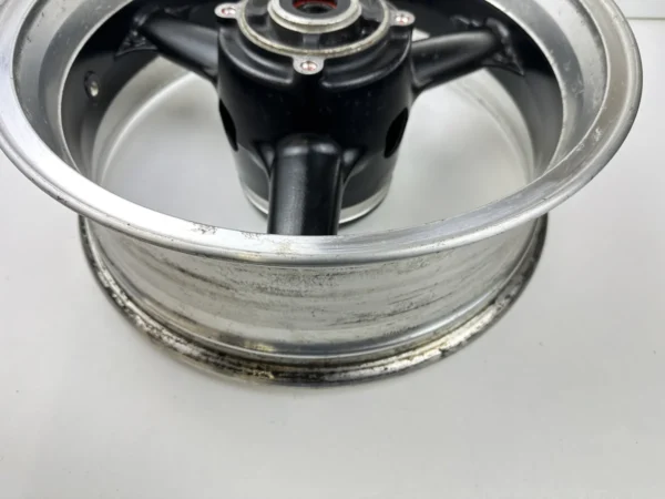 Pièce piece moto d'occasion authentique et vérifiée - Qualité garantie par Dratom Parts