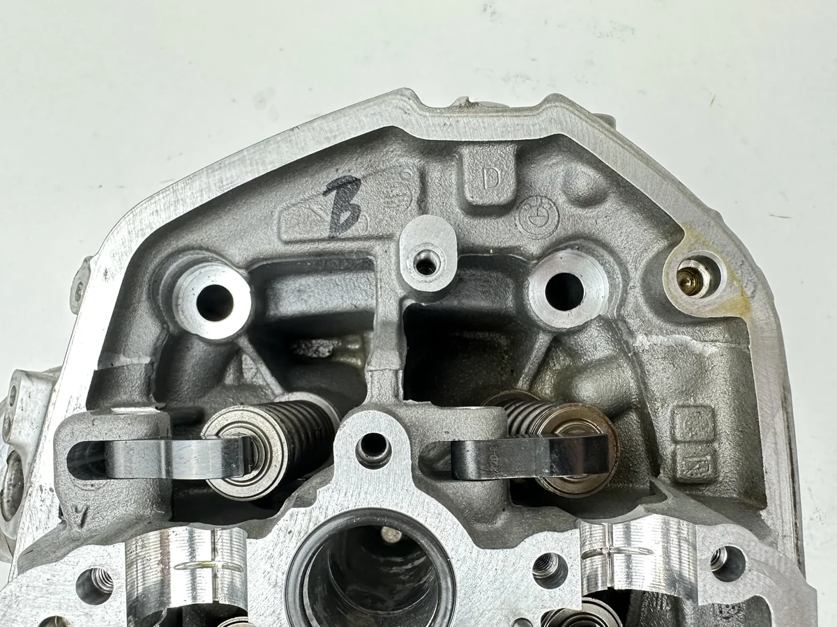 Dratom Parts piece moto 05 39 Pièce détachée piece moto d'origine contrôlée et testée - En stock chez Dratom Parts