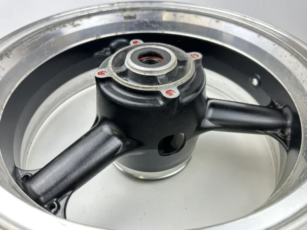 Pièce piece moto d'occasion authentique et vérifiée - Qualité garantie par Dratom Parts