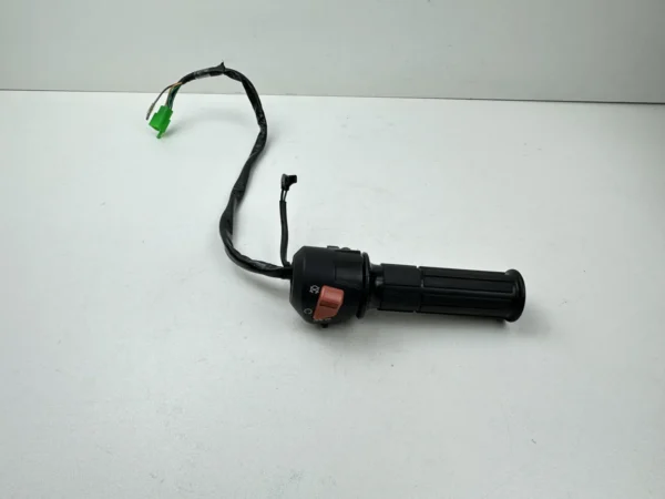 COMMODO DROIT SYM XS 125 2007-2016