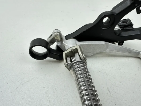 Pièce piece moto d'occasion authentique et vérifiée - Qualité garantie par Dratom Parts