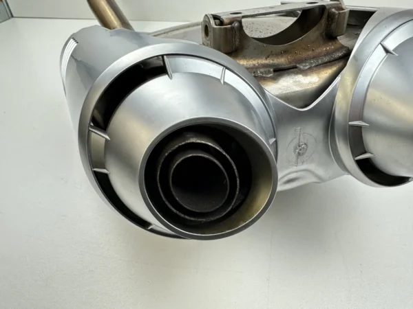 Pièce piece moto d'occasion authentique et vérifiée - Qualité garantie par Dratom Parts