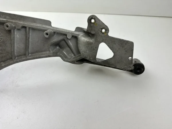 Composant piece moto d'occasion certifié en excellent état - Vendeur professionnel Dratom Parts