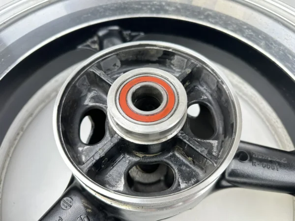 Composant piece moto d'occasion certifié en excellent état - Vendeur professionnel Dratom Parts