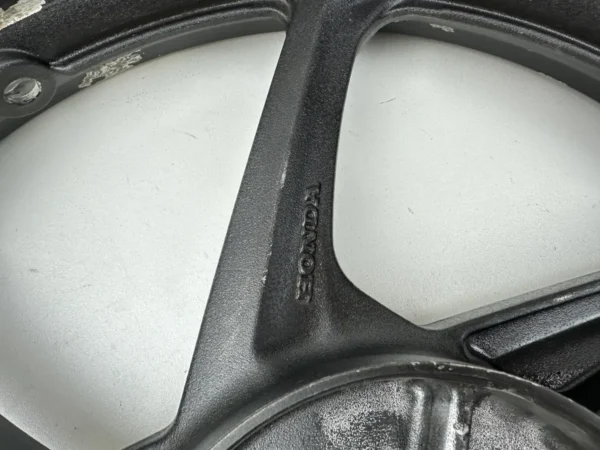 Pièce détachée piece moto d'origine contrôlée et testée - En stock chez Dratom Parts