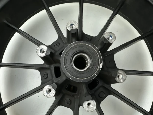Pièce détachée piece moto d'origine contrôlée et testée - En stock chez Dratom Parts