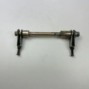 AXE ROUE ARRIÈRE YAMAHA YBR 125 2004-2006