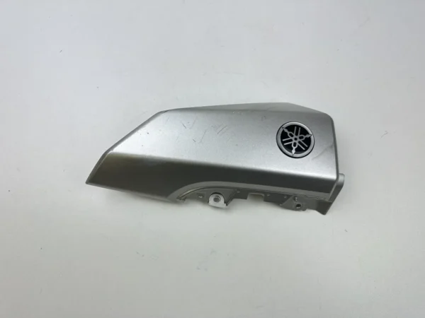 CARÉNAGE AVANT DROIT YAMAHA N-MAX 125 2015-2020