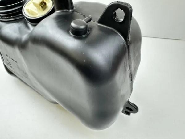 Pièce détachée piece moto d'origine contrôlée et testée - En stock chez Dratom Parts