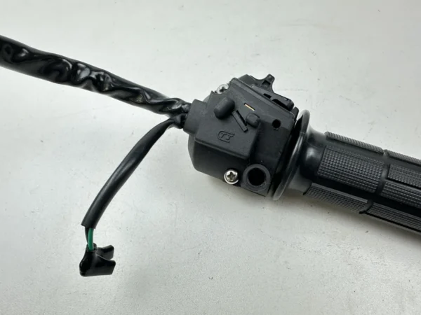 Pièce détachée piece moto d'origine contrôlée et testée - En stock chez Dratom Parts