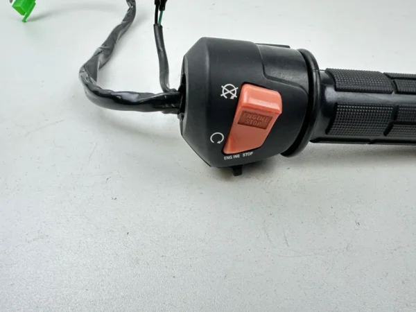 Pièce détachée piece moto d'origine contrôlée et testée - En stock chez Dratom Parts