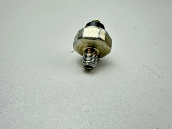 Pièce piece moto d'occasion authentique et vérifiée - Qualité garantie par Dratom Parts