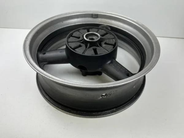 Pièce piece moto d'occasion authentique et vérifiée - Qualité garantie par Dratom Parts