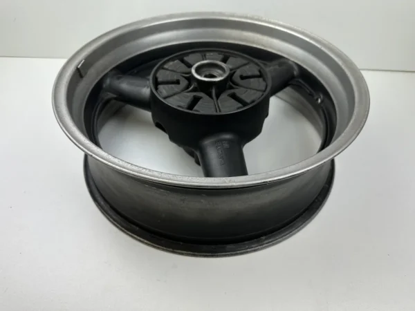 Pièce piece moto d'occasion authentique et vérifiée - Qualité garantie par Dratom Parts