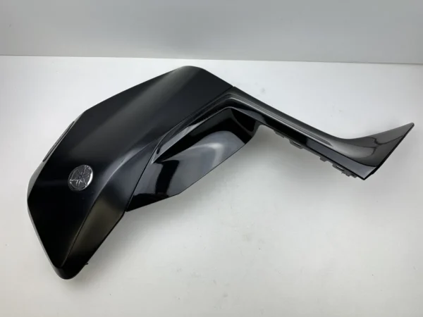 CARÉNAGE GAUCHE YAMAHA X MAX 125 2023-2024