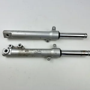 Composant piece moto d'occasion certifié en excellent état - Vendeur professionnel Dratom Parts