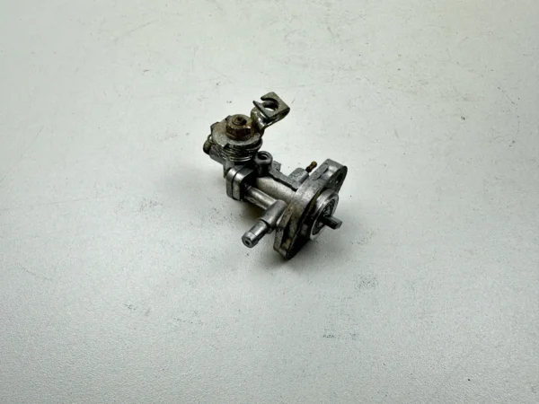 Pièce piece moto d'occasion authentique et vérifiée - Qualité garantie par Dratom Parts