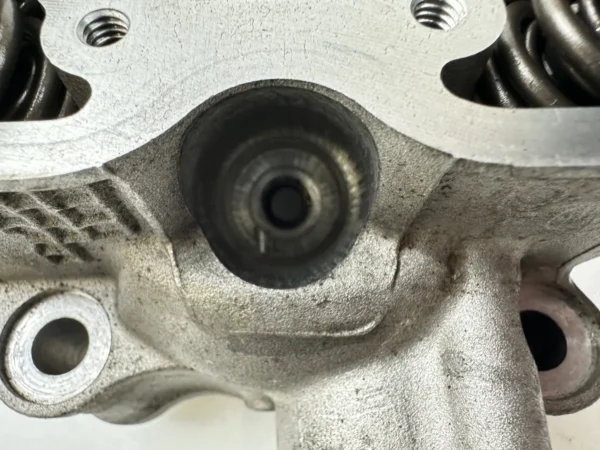 Composant piece moto d'occasion certifié en excellent état - Vendeur professionnel Dratom Parts